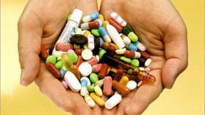 яценюк поручил проверить обоснованность роста цен на лекарства